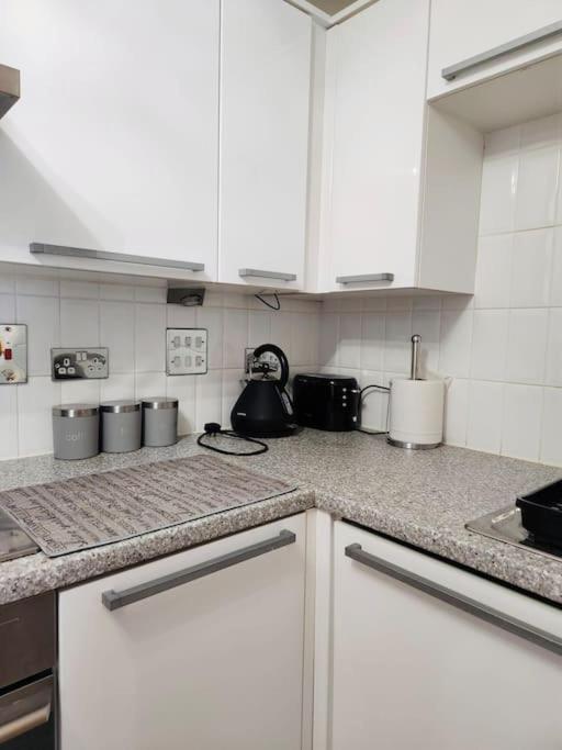 Rgm Hatfield 2 Bedroom Apartment Екстериор снимка
